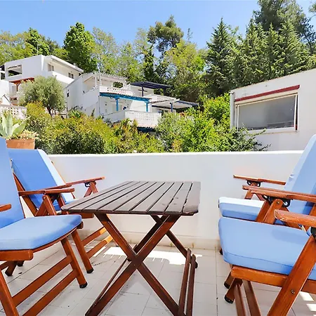 펜션 Feni Traditional House Loutra 2 Bedrooms 6 Guests *