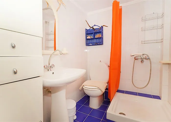 Feni Traditional House Loutra 2 Bedrooms 6 Guests Tatil Evi *