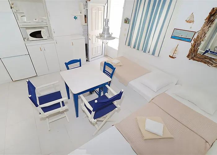 Tatil Evi Feni Traditional House Loutra 2 Bedrooms 6 Guests