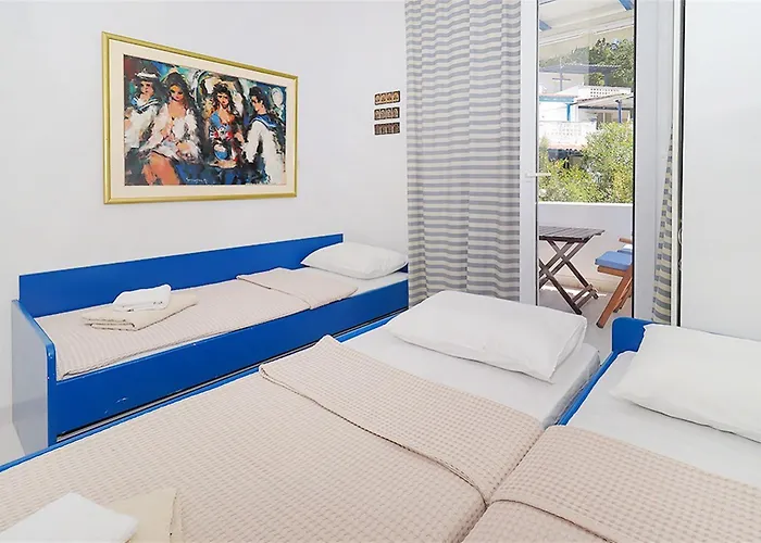 Tatil Evi Feni Traditional House Loutra 2 Bedrooms 6 Guests *